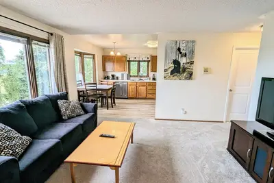 Image de Spacious 2-bedroom Apartment in the Heart of Anchorage w/ King bed!