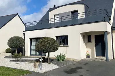 Image de Maison avec piscine et jacuzzi