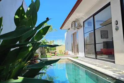 Charming 2-bedroom villa in enjoyable Buleleng with Private Pool for Long Stay