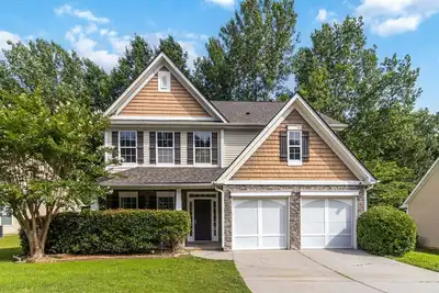 Image de 5-Bed Gem Close to Duluth Fun-Sleeps 16