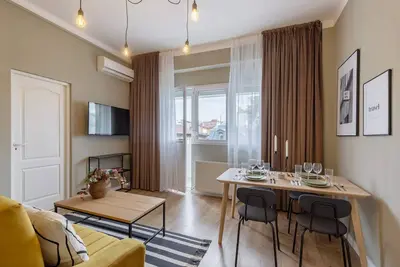 Image de Modern Suite on Historic Calea Victoriei