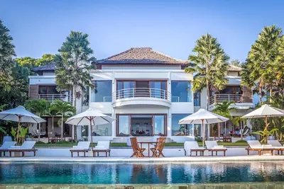 Villa Lucia, Bali - White, Bright and Stunning!