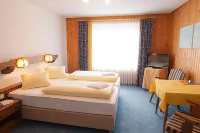 Double room with shower, Wc (2-3 pers) - Hotel Sporthotel Flachauwinkl