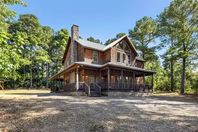 Image de Life is Beautiful Cabin Is Amazing