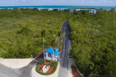 Image de Key Largo 2br w/ Partial Ocean Views & Pool