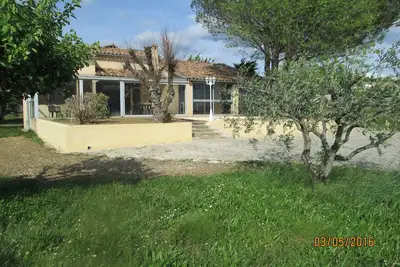 Image de Maison Campagne Individuelle Location La Semaine Terrain 2400 M2 Arbore Clos