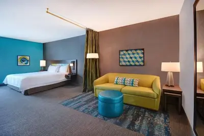 Image de Cozy Retreat: Pool, Kitchen, Free Breakfast, and Parking for Your Comfort!