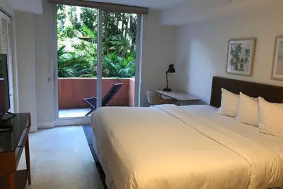 Image de 1 Bedroom Condo: Pool, Sauna & Steam Room