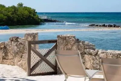 Image de Aruba Blues - Beach in my backyard