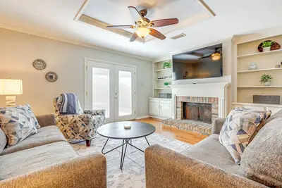 Image de Mobile Townhome Near University of South Alabama!
