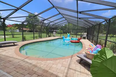 Image de Pool, Pony and Rural Bliss, minutes away from the Intracoastal.