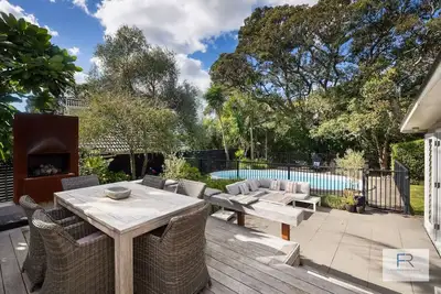 Image de Grand Character Villa in Meadowbank|by Furnished Rentals