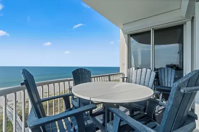 Image de Spanish Key 605 | Oceanfront Condo | Steps from Flora Bama | My Beach Getaways