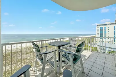 Image de Spanish Key 508 | Beachfront Condo | Steps from Flora Bama | My Beach Getaways