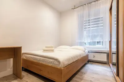 Zawodzie 3-Bedroom Apartment