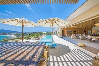 Image de Magnificent 7 Bedroom Oceanview Home in Kupuri, Punta Mita!