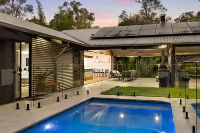 Image de Forestland Hinterland Hideaway