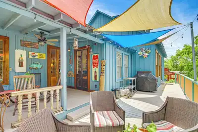 Image de Eclectic Mandeville Home: Walk to Lakefront Park