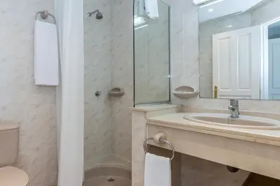 Image de Apartamento de Lujo a Pocos Pasos de la Playa. Ideal Familias