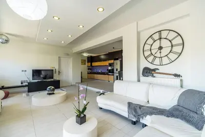 Image de Thomis Beach Family Home, few steps from the sea!