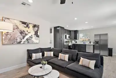 4. 5 Miles From Downtown Phoenix