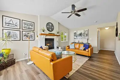 Image de \nClose to Zoo, Bridge Park+Dogs ok+Big Yard+Family items\n