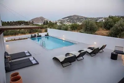 Image de Serenity Bay, Cycladic Villa with Pool and magnificent view near the beach.