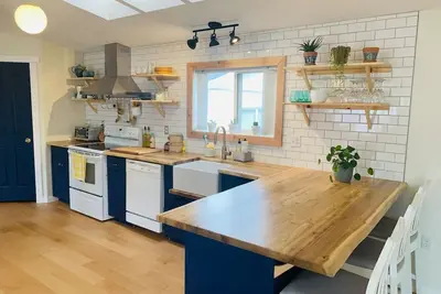 Image de The Blue Roof Cottage