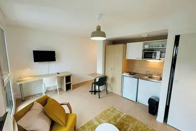 Image de We Live In R - Suite 202