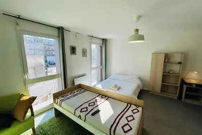 Image de We Live In R - Suite 102