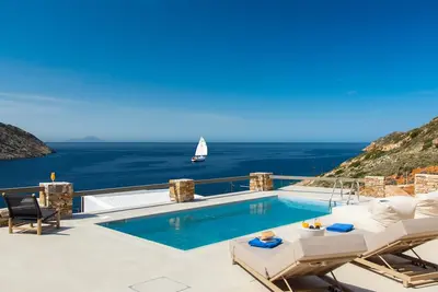 Image de Exquisite Sifnos Villa | Villa Celeste| Furnished Terrace with Private Pool | Breathtaking Sea & Sunset Views | 2 Bedrooms | Kamares