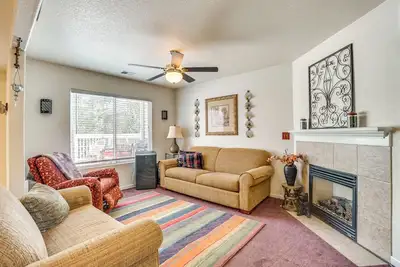 Image de ~ 5 Mi to Frontier Park: Cozy Cheyenne Townhome