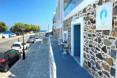 Image de Calliste Nest at Kasonia beach, Pothia Harbour Kalymnos island.