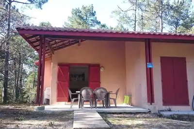 Image de Maison non mitoyenne orientée sud à1. 5 km ocean au calme dans  impasse