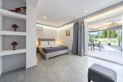 Image de Appartement 'Starry Sky Luxury 1' avec jardin partagé, Wi-Fi et climatisation