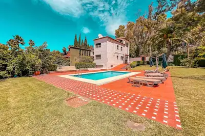 Image de Villa « Gran Cerca De Puerto Banús » avec vue sur la montagne, Wi-Fi et climatisation