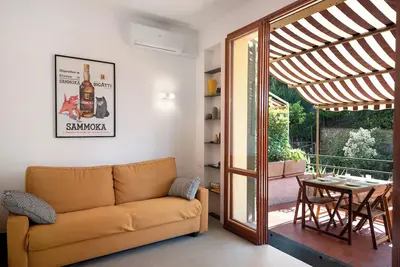 Image de Appartement 'Terrazza Sivori' avec vue sur les montagnes, Wi-Fi et climatisation