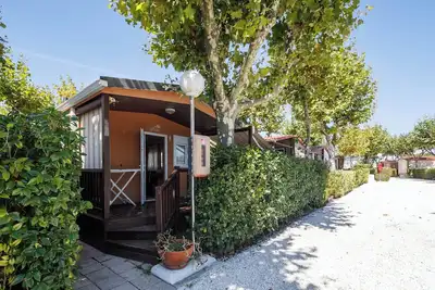 Image de Bungalow \"C\" avec piscine privée, terrasse privée et Wi-Fi
