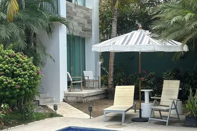 Image de Villa Cinco Acapulco Diamante a few steps away from the sea to see the best sunset in the world