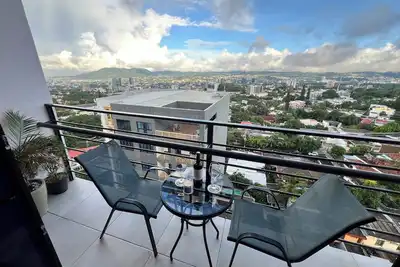 Image de Apartamento en la Ciudad con una Vista Impresionante