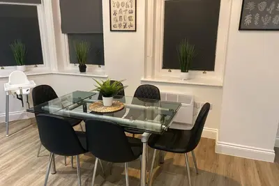 Image de Cozy Coastal Retreat in Bournemouth