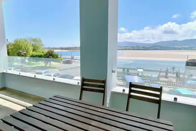 Image de The Cliffs  A Ribeira - Llas