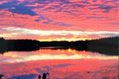 Image de Classy, Modern 3br Mason Lake lakefront house & private dock. Amazing sunrises!