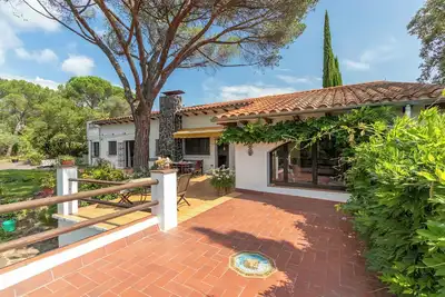 Image de Charming Home in a Green Valley. El Pigot. Tranquility, Nature & Private Pool!