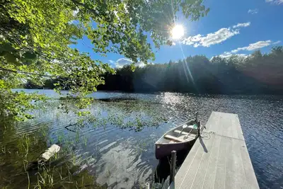 Image de Big Pines Cabin: A Waterfront Retreat with Private Dock