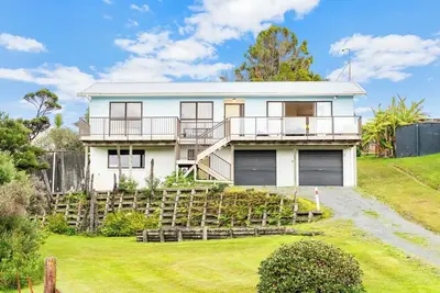 Image de Seaview Lookout - Mangawhai Heads Holiday Home