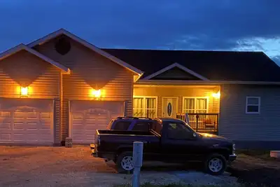 Image de Cozy 3-bedroom Year Round house in Winnipeg Beach with Ac, Heat WiFi. Come relax.