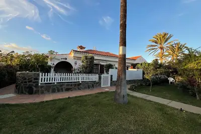 Image de Bungalow con Césped Privado y Piscina de Agua Salada. En Maspalomas, Gc!