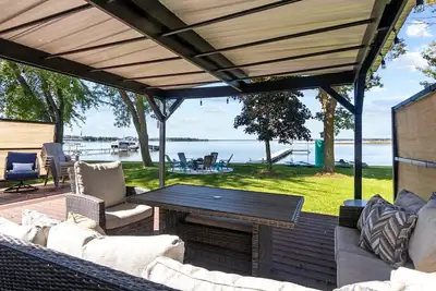 Image de Lake Front! Kayaks&Paddleboards