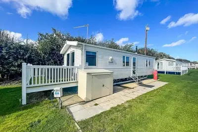 Image de Lovely dog friendly caravan for hire at California Cliffs, Norfolk ref 50027k